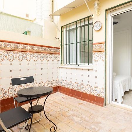 Bordador Central Courtyard By Valcambre Seville Luaran gambar